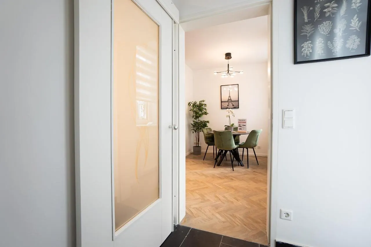 Brand-New Apartment In The 17Th District Of וינה 0*,